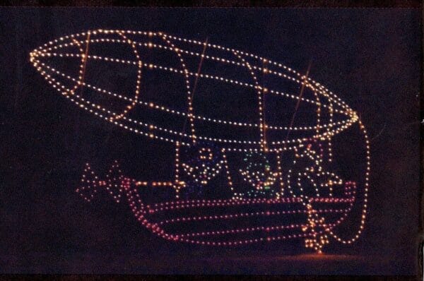 Animated Airship Holiday Light Display