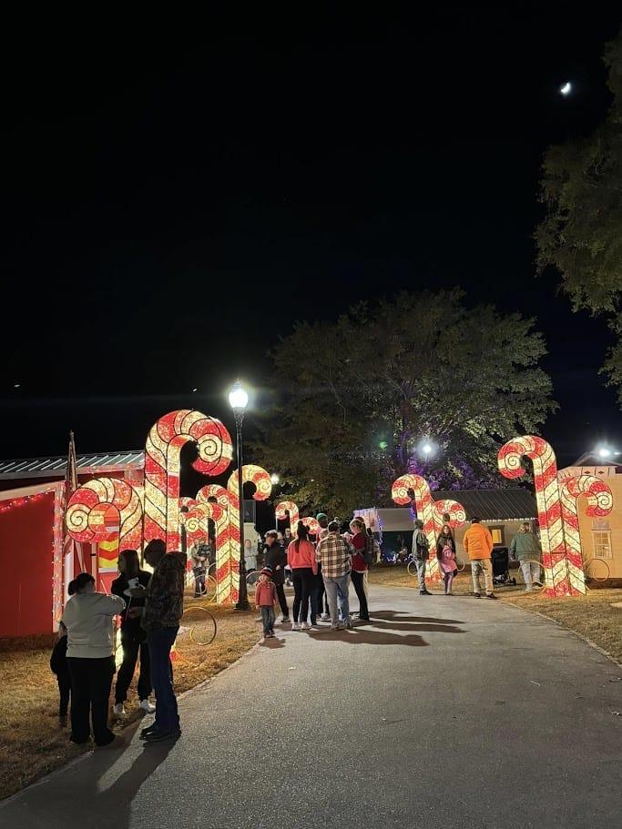 Outdoor Commercial Christmas Decorations